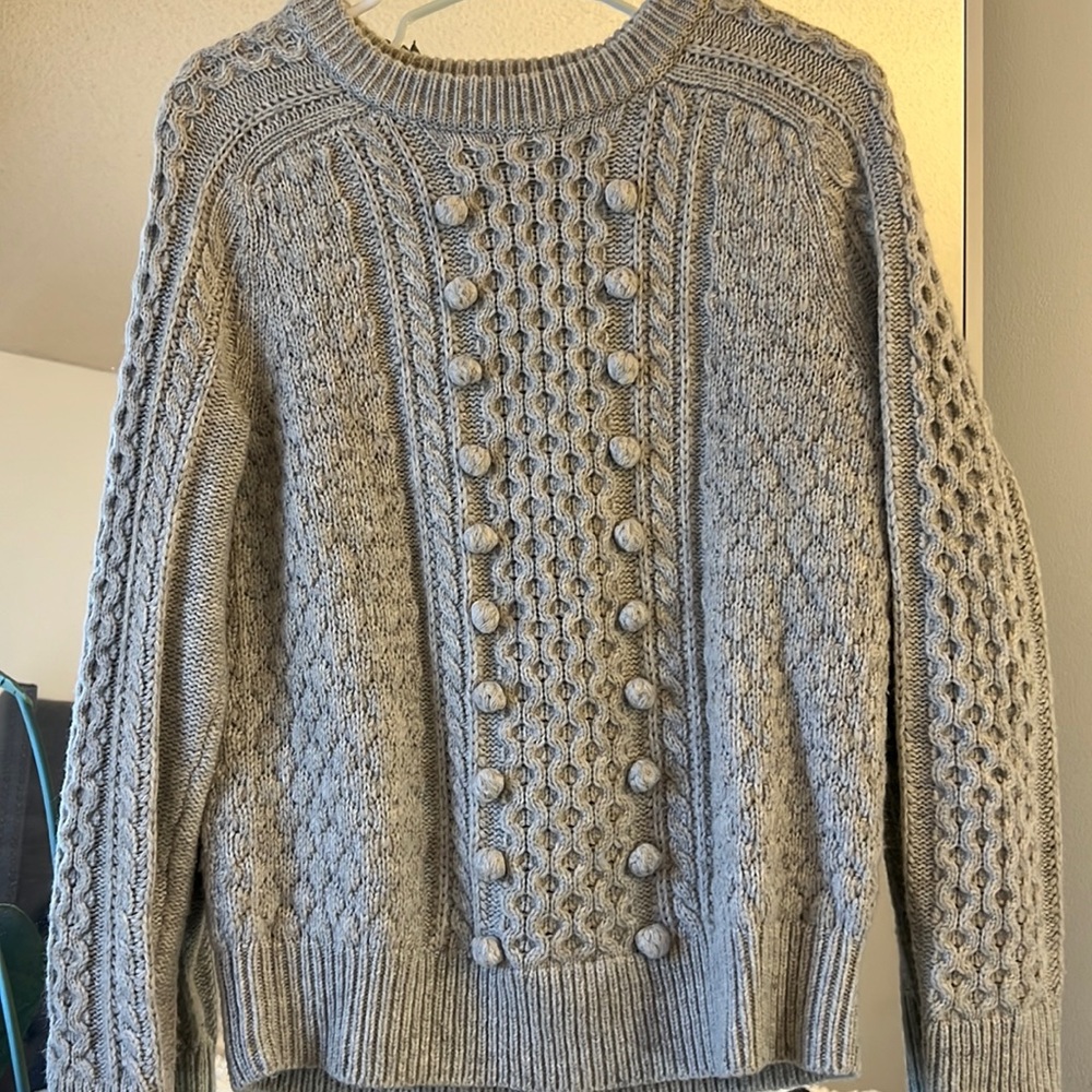 J.crew Popcorn cable-knit sweater in light gray - Picture 4 of 6